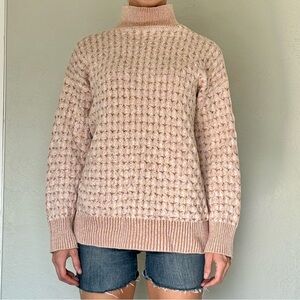 Cozy, cozy sweater, the color of an orange Creamsicle!